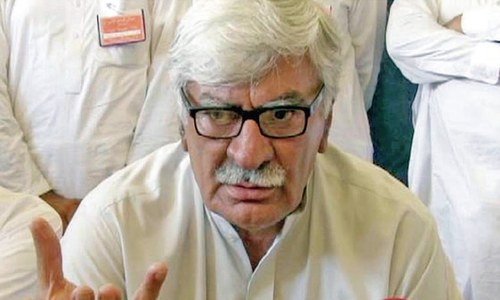 Asfandyar deplores racial profiling of Pakhtuns