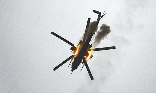 Iraqi helicopters bomb IS positions; residents flee Mosul&rsquo;s old quarter