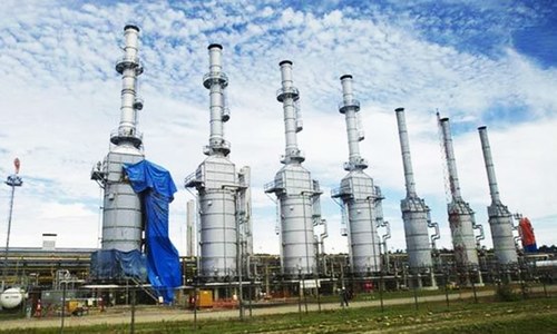 Strapped for cash, govt &lsquo;reluctant&rsquo; to pay dues of IPPs