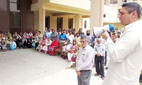 KU teachers boycott classes today to protest Dr Riaz Ahmed's arrest