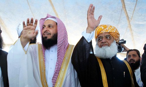 Accompanied by Imam-i-Kaaba, Fazl says Islam has no place for terrorism