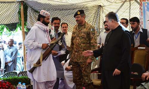 434 militants surrender in Balochistan 434 militants surrender in Balochistan