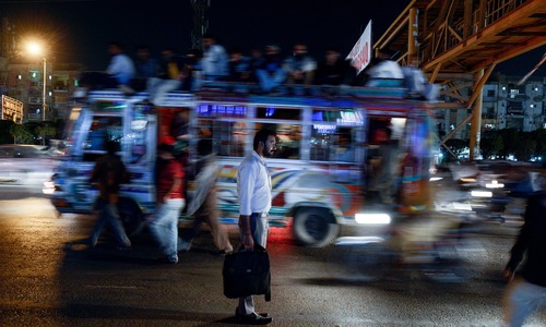 Mass movement: Karachi's public transport woes Mass movement: Karachi's public transport woes