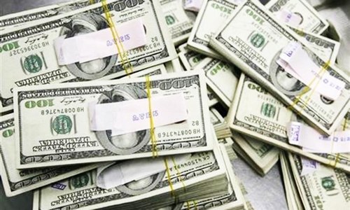 Low interest rates lead to fall in govt revenues