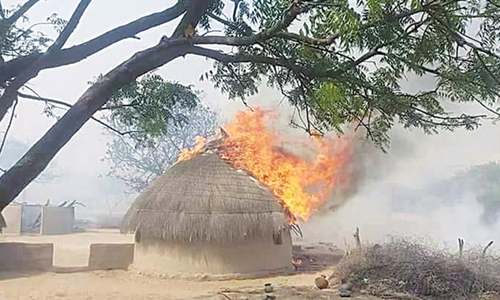 Massive fire destroys 500 houses, kills over 200 livestock in Thar village