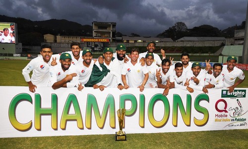 Shaharyar, Sethi felicitate Misbah, Younis and the rest