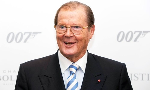 Roger Moore, star of 7 James Bond films, dies at 89