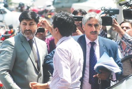 Pakistan&rsquo;s lawyer at ICJ discusses Jadhav case with AG