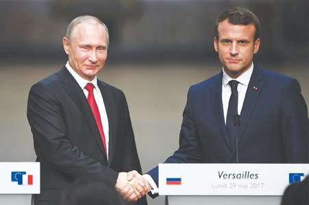 Macron, Putin hold ‘frank’ talks on Syria, Ukraine Macron, Putin hold ‘frank’ talks on Syria, Ukraine