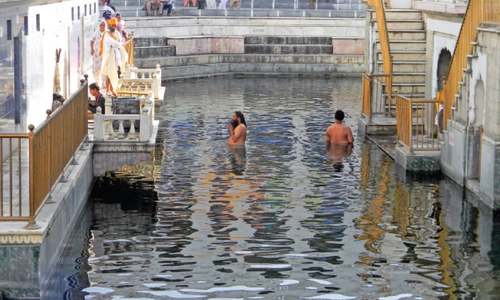 Only 16 Sikh pilgrims arrive in Hassanabdal