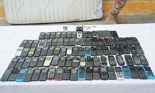 Anti-jamming devices, cell phones seized in Karachi jail