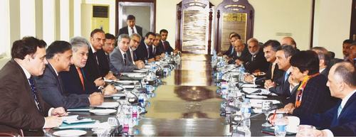 Dar insists record rupee depreciation &lsquo;artificial&rsquo;