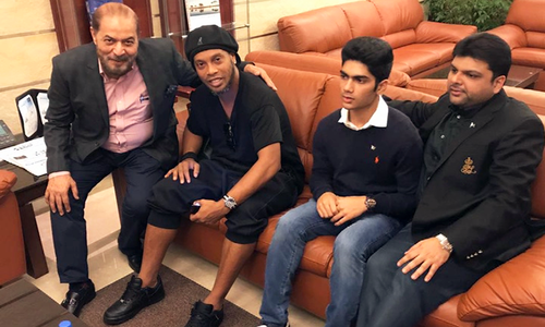 'Ronaldinho and Friends' arrive in Pakistan amidst tight security