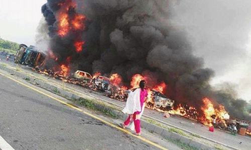 Bahawalpur tragedy: Negligence committed by motorway police, IG concedes