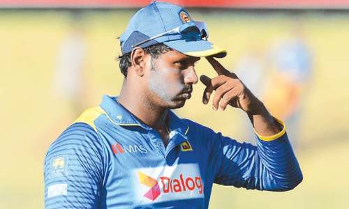 Mathews quits Sri Lanka captaincy