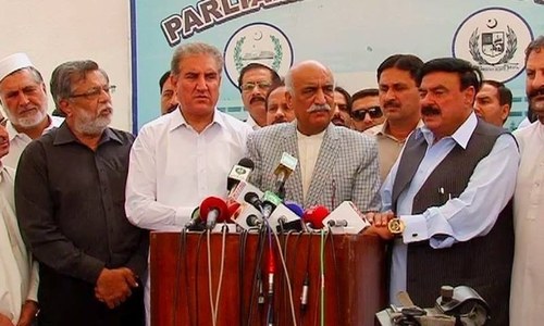 Opposition reiterates demand for PM's resignation, voices support for judiciary