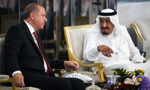 Erdogan in the Gulf seeking to ease Qatar crisis