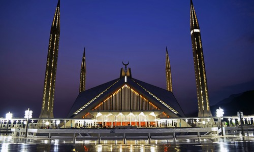 Senate body asks IIUI administration to vacate Faisal Mosque's premises