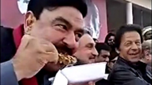 Sheikh Rasheed proves anytime is a good time for biryani