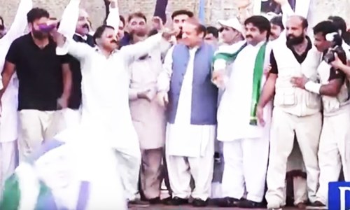The strangest moments from Nawaz Sharif's 'homecoming' rally