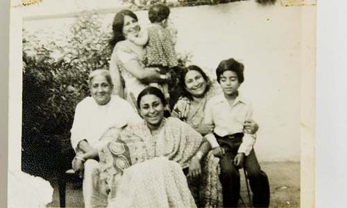 Family bonds survive India-Pakistan split, but for how long?