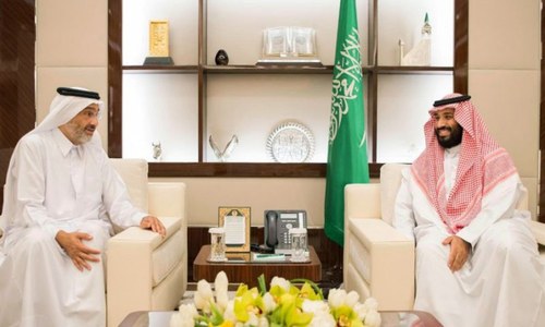 Qatar welcomes Saudi 'political' decision to open border for hajj