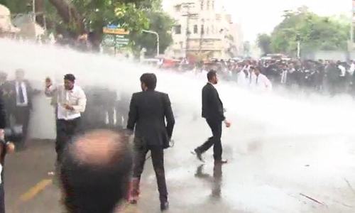 Police fire water cannons as protesting lawyers turn violent at Lahore High Court