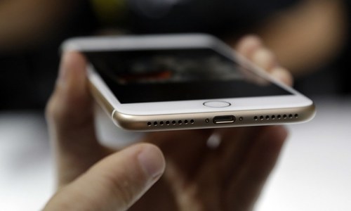 How Apple plans to change the way you use the next iPhone How Apple plans to change the way you use the next iPhone