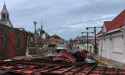7 dead as Hurricane Irma slams Caribbean