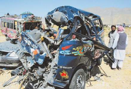 15 killed in accident on Quetta-Sibi highway 15 killed in accident on Quetta-Sibi highway