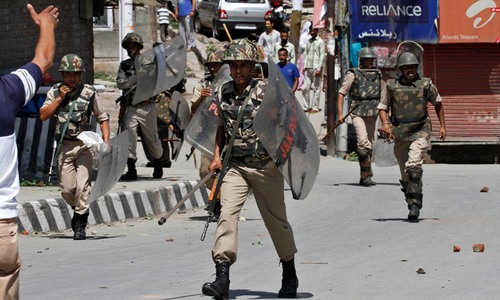 Kashmir man, suspected to be 'top militant', killed by Indian troops