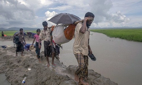 UN says 582,000 Rohingya have now crossed into Bangladesh