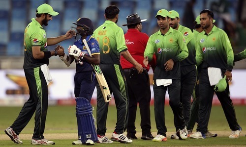 Top Pakistan player reports bookie approach Top Pakistan player reports bookie approach