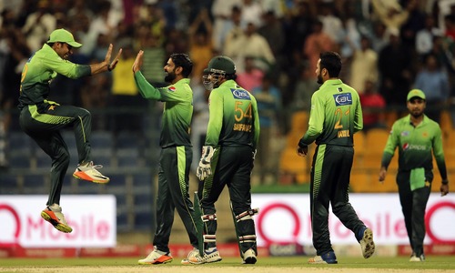 Hasan stars as Pakistan upstage Sri Lanka in first T20 Hasan stars as Pakistan upstage Sri Lanka in first T20