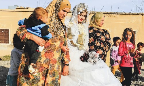 Mixed dancing at first Raqqa wedding since IS