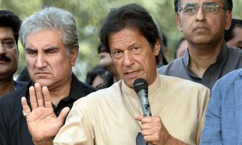 PTI wants polls before April to avert crisis over census PTI wants polls before April to avert crisis over census