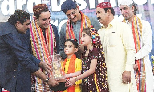 Mysticism effective tool to curb extremism, Bilawal tells audience as Bhitai urs ends Mysticism effective tool to curb extremism, Bilawal tells audience as Bhitai urs ends