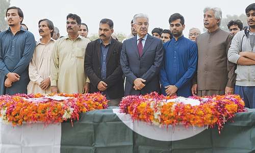 Pakistani official killed in Afghanistan laid to rest