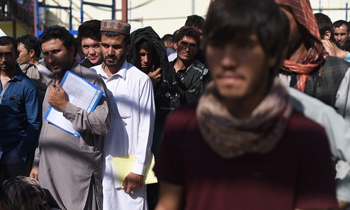 370,000 Afghan refugees registered in four months: report