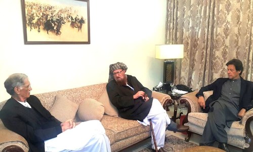 PTI, JUI-S agree to prepare ‘joint strategy’ for elections PTI, JUI-S agree to prepare ‘joint strategy’ for elections
