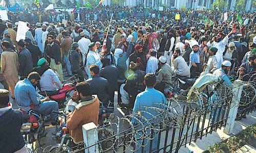 Volatile situation restricts people indoors in Lahore