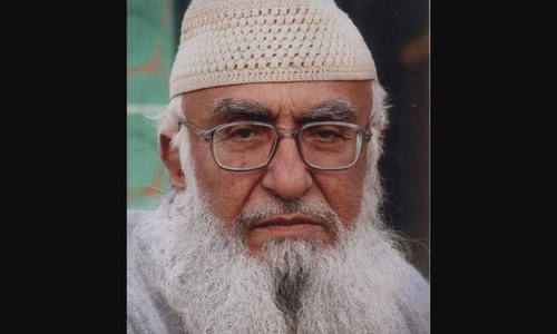 Sargodha-based spiritual leader to decide political future of 14 PML-N legislators