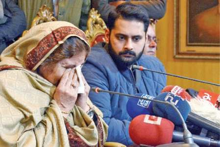 Havelian air crash victims&rsquo; relatives demand release of probe report