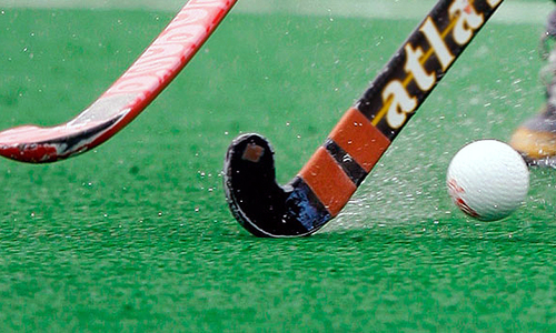 PHF keen to hire foreign coach as Farhat calls it quits