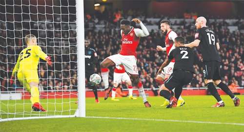 City join Arsenal in League Cup semis after penalty drama