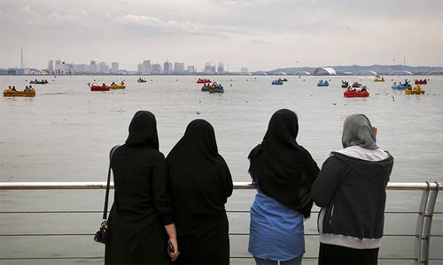 Women will no longer be arrested for flouting dress code: Tehran police