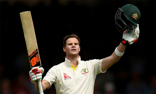 Smith's stonewalling denies England victory