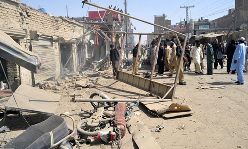 3 security officials among 8 injured in twin Chaman blasts