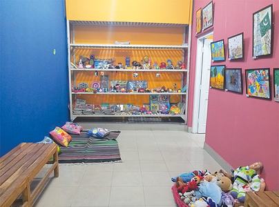 FOOTPRINTS: CREATING CHILD-FRIENDLY COURTS