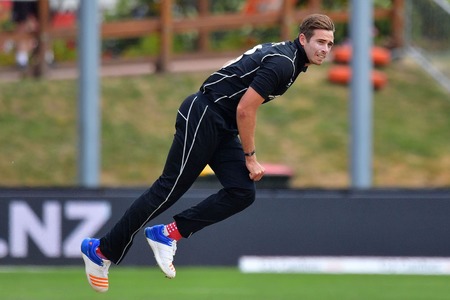 Pakistan hand ODI series to NZ after batting fails miserably in 3rd game